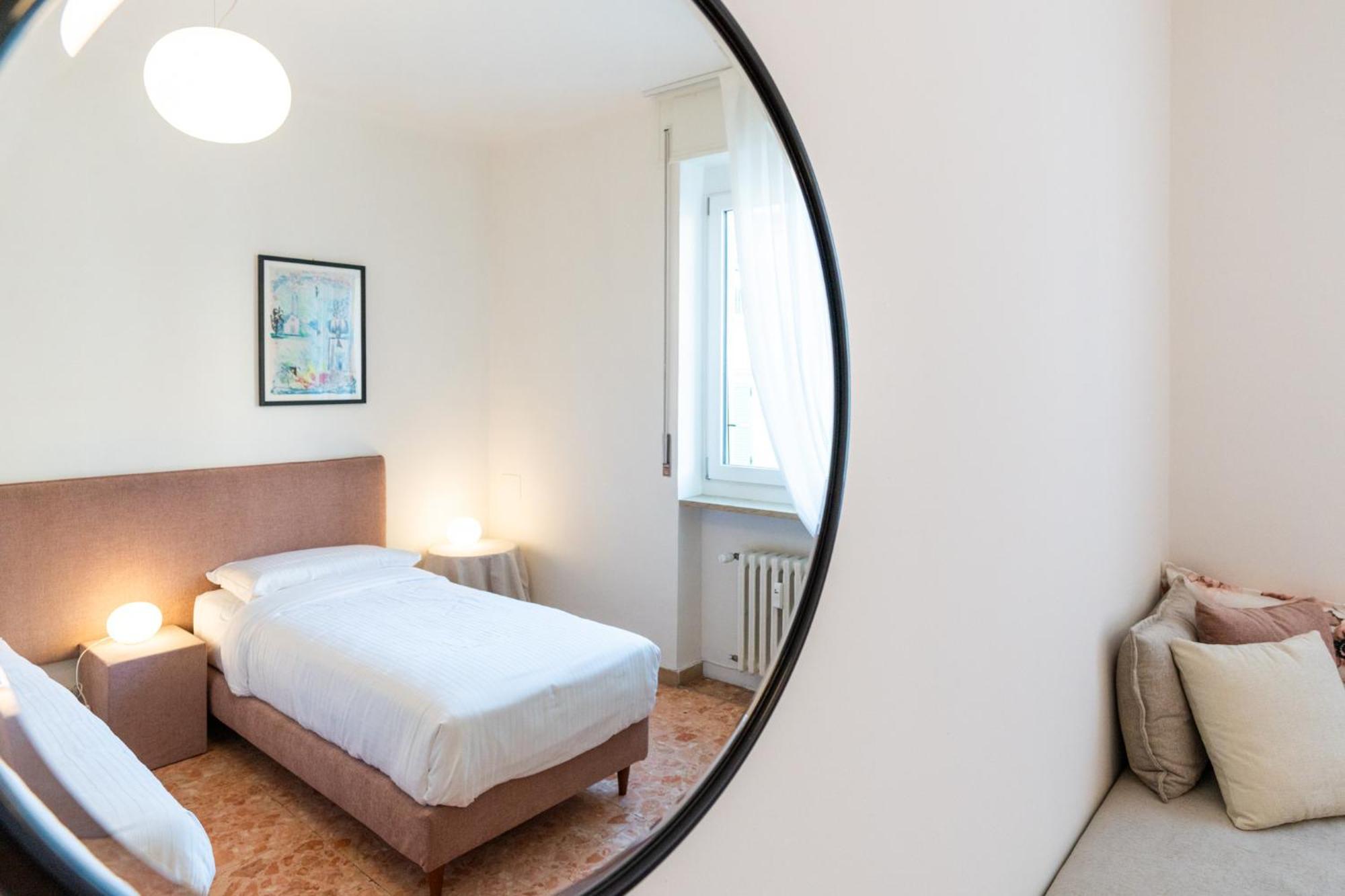 Domus Verona - Elegante Residenza Con Affaccio Su Porta Leoni Chambre photo