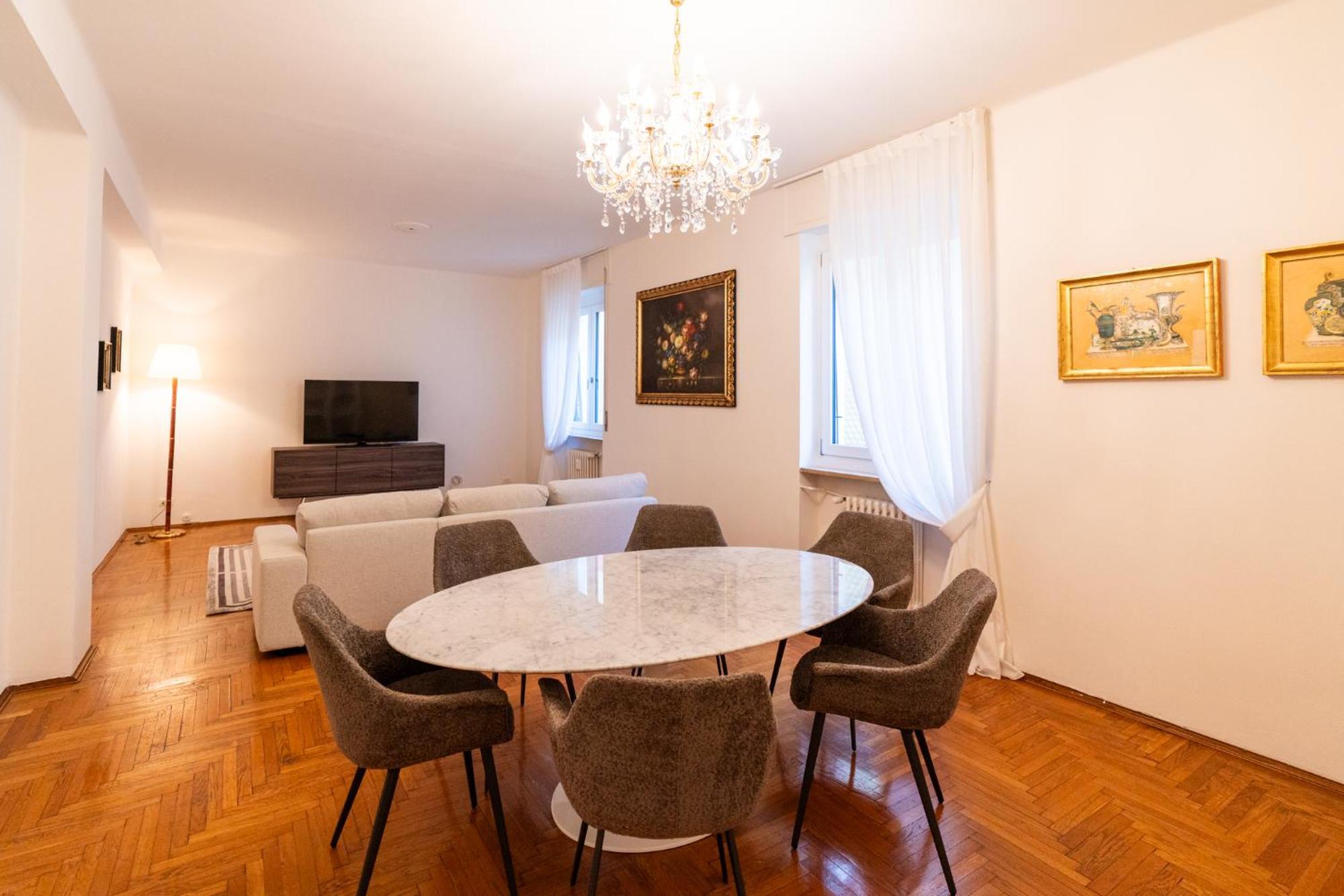 Domus Verona - Elegante Residenza Con Affaccio Su Porta Leoni Chambre photo